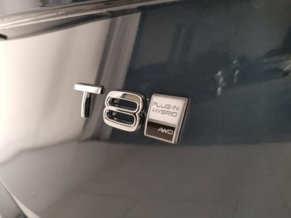 Volvo XC90 nuova a Modena (14)