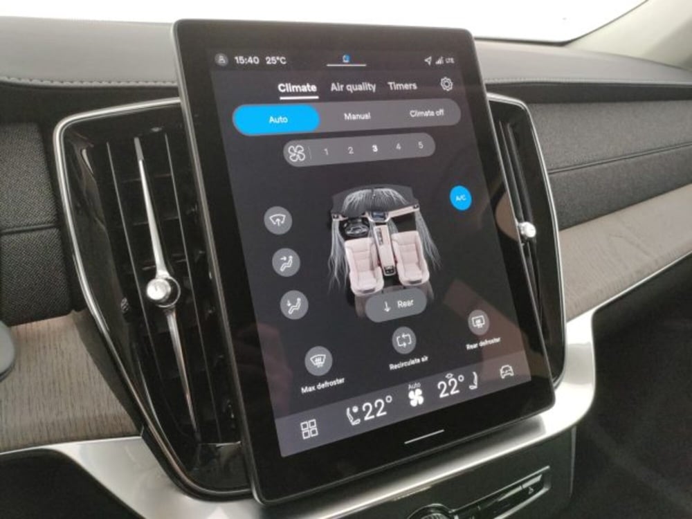Volvo XC90 nuova a Modena (19)