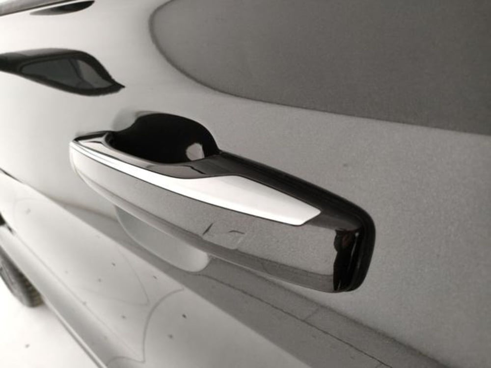Lynk & Co 01 usata a Modena (10)