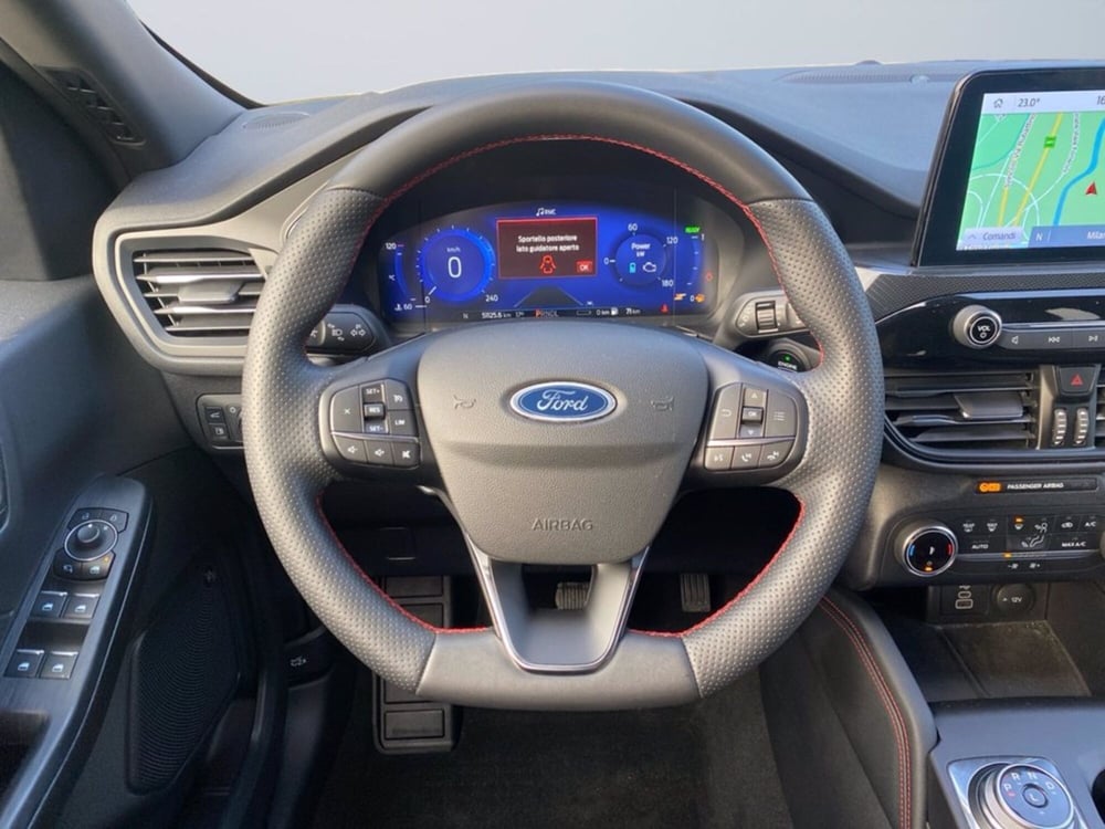 Ford Kuga usata a Milano (13)