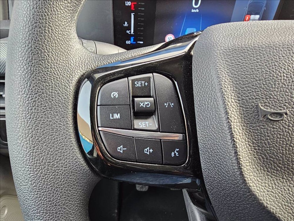 Ford Transit Custom Furgone nuova a Palermo (9)