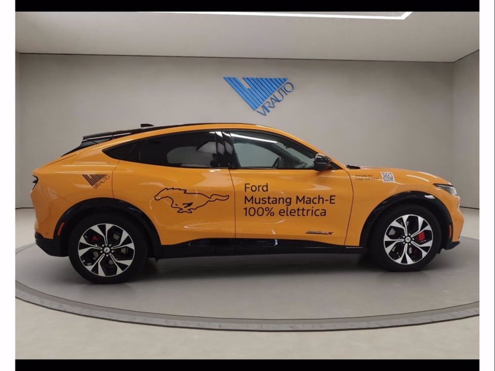 Ford Mustang Mach-E nuova a Catania (10)