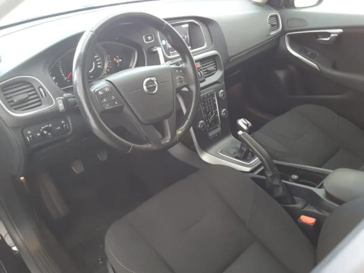 Volvo V40 usata a Firenze (6)