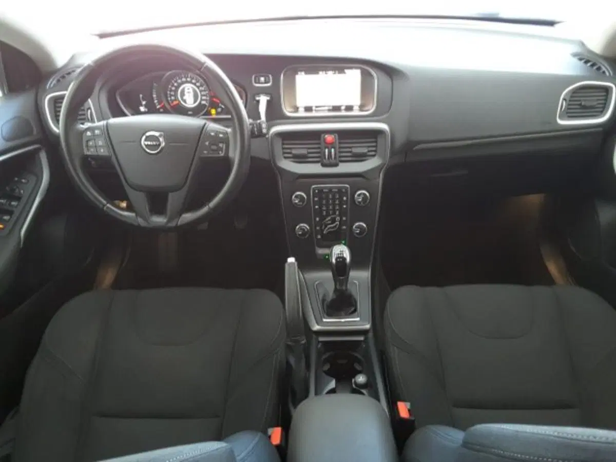 Volvo V40 usata a Firenze (9)