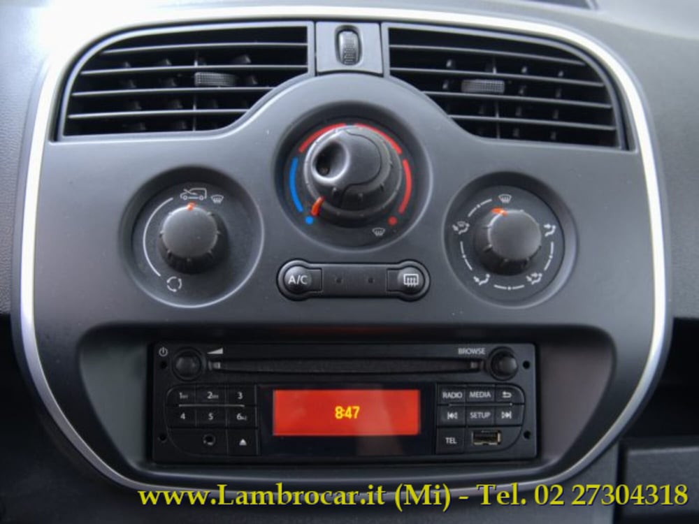 Renault Kangoo usata a Milano (5)