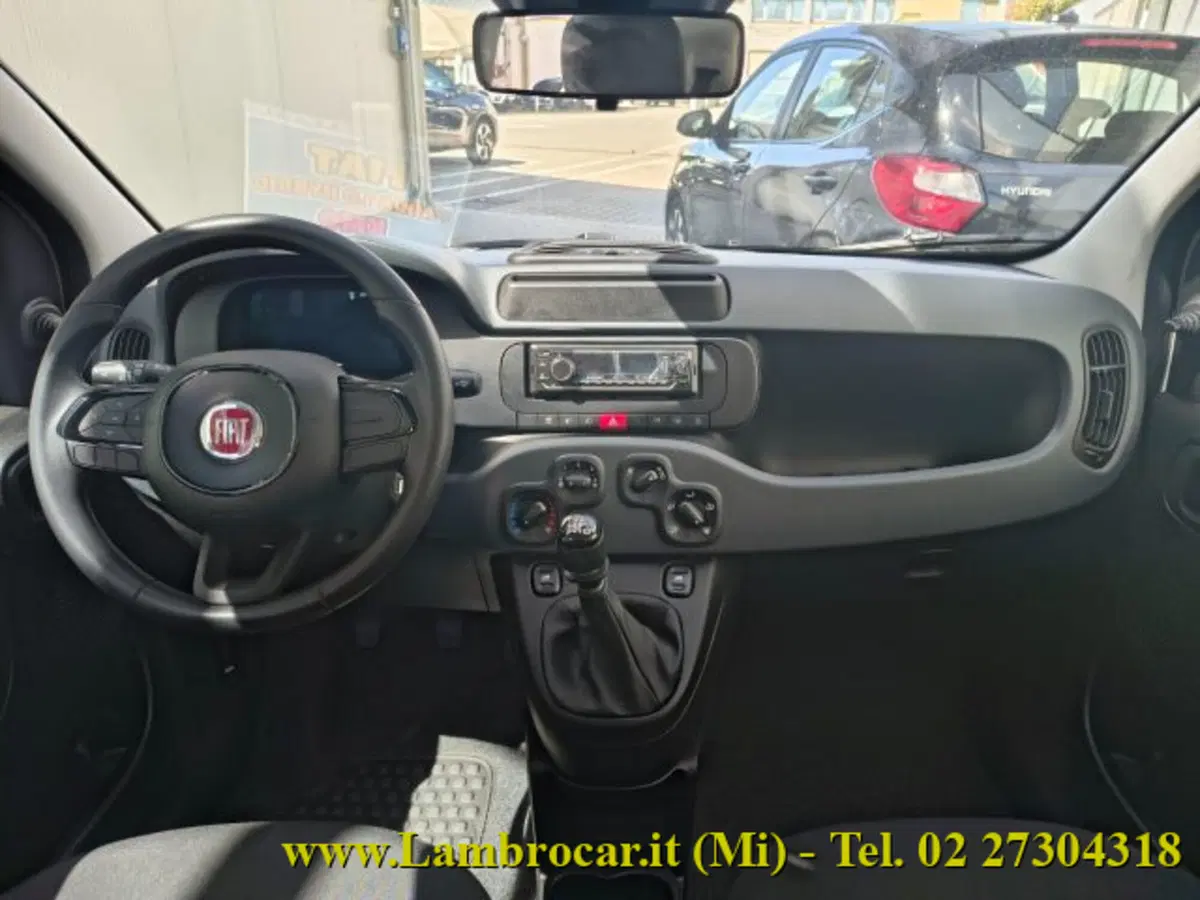 Fiat Panda nuova a Milano (2)