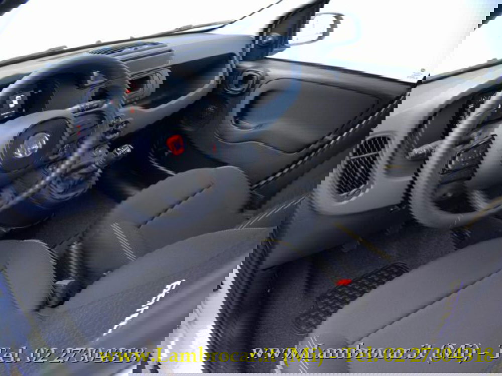 Fiat Panda nuova a Milano (2)