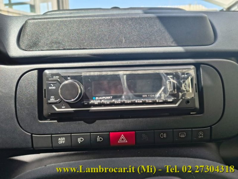 Fiat Panda nuova a Milano (9)