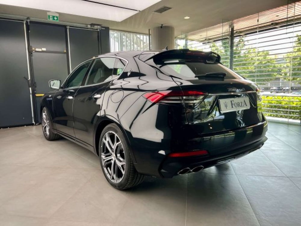 Maserati Levante usata a Torino (5)
