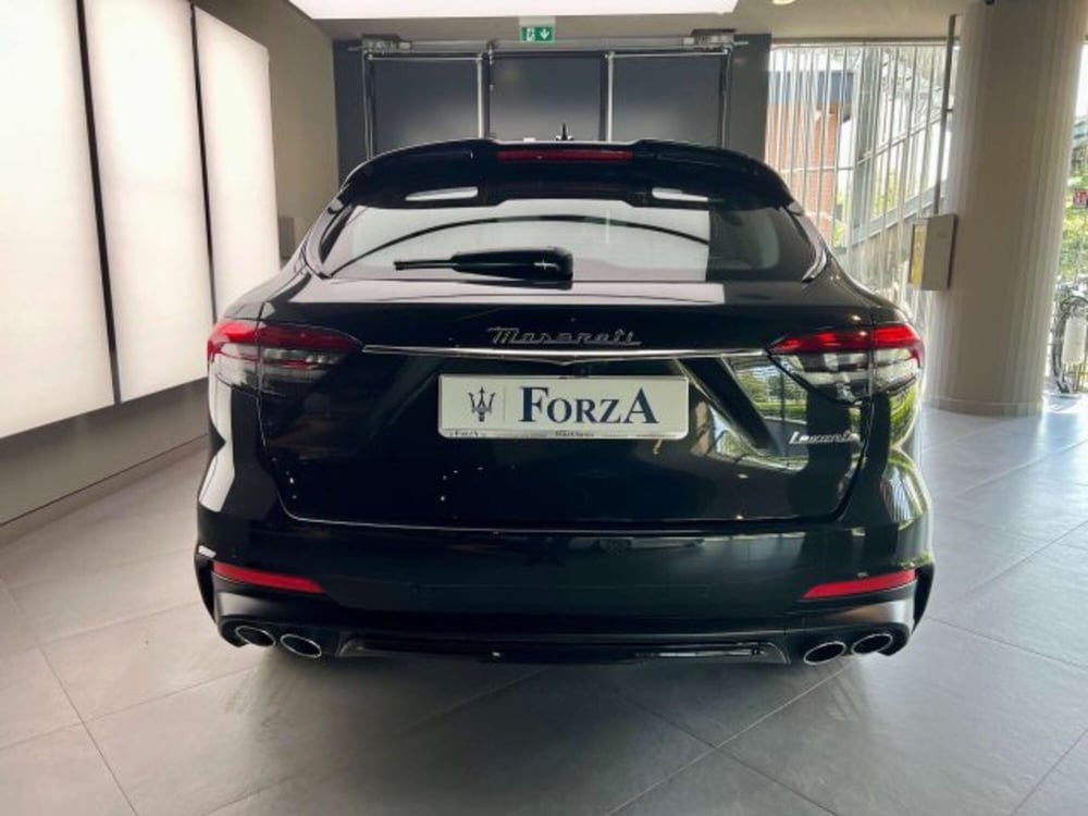 Maserati Levante usata a Torino (6)