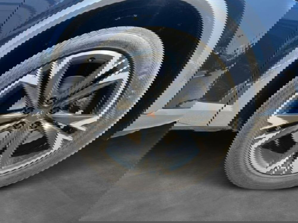 Cupra Formentor usata a Lecce (10)