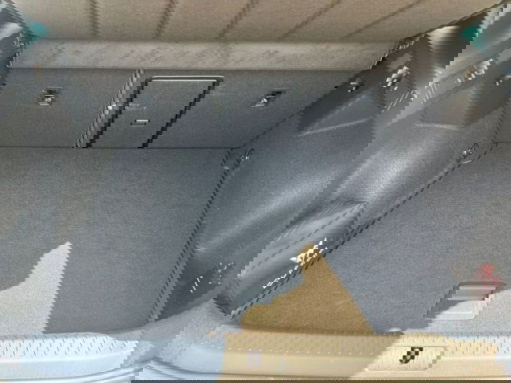 Cupra Formentor usata a Lecce (16)