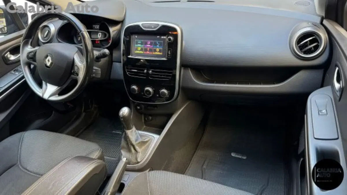 Renault Clio usata a Reggio Calabria (8)