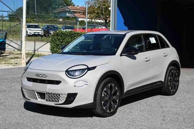 Fiat 600 1.2 hybrid La Prima 110cv auto nuova a Pianezza