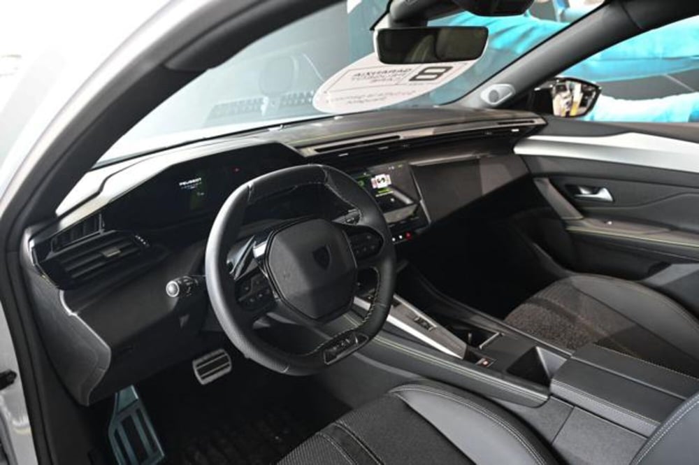 Peugeot 308 SW nuova a Torino (11)