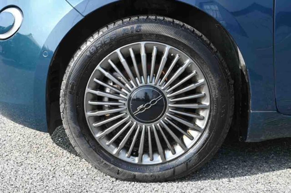 Fiat 500e usata a Torino (10)