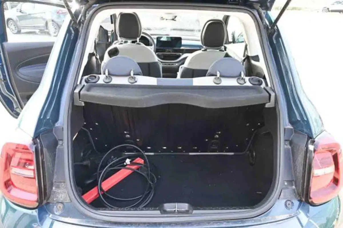Fiat 500e usata a Torino (9)