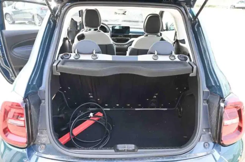 Fiat 500e usata a Torino (9)