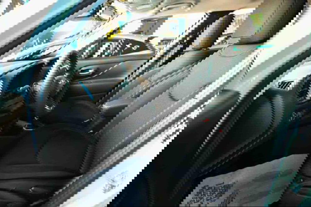 Jeep Renegade nuova a Torino (11)