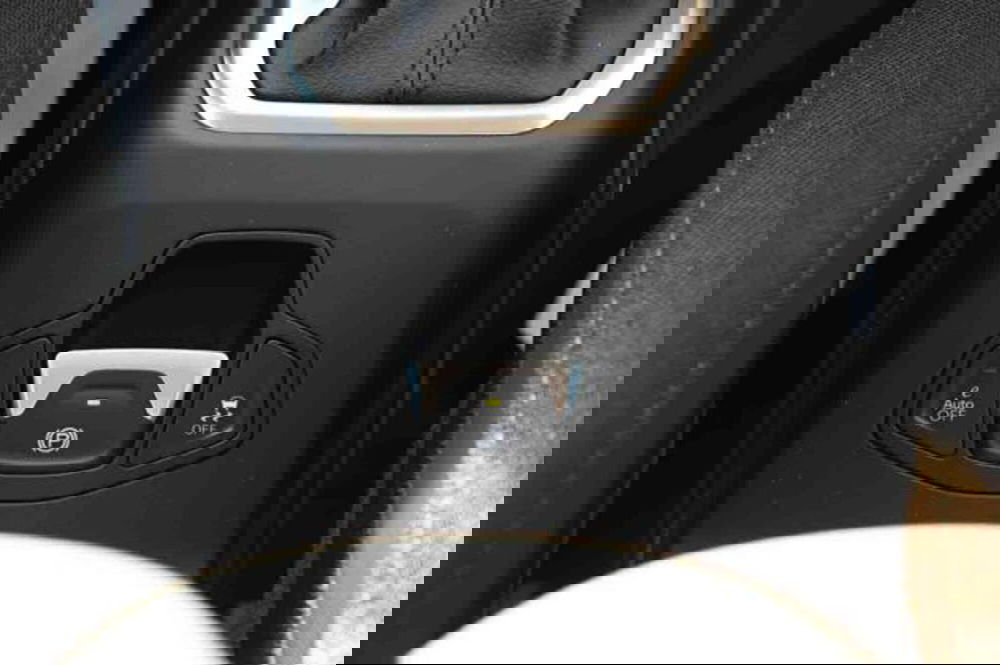 Jeep Renegade nuova a Torino (17)