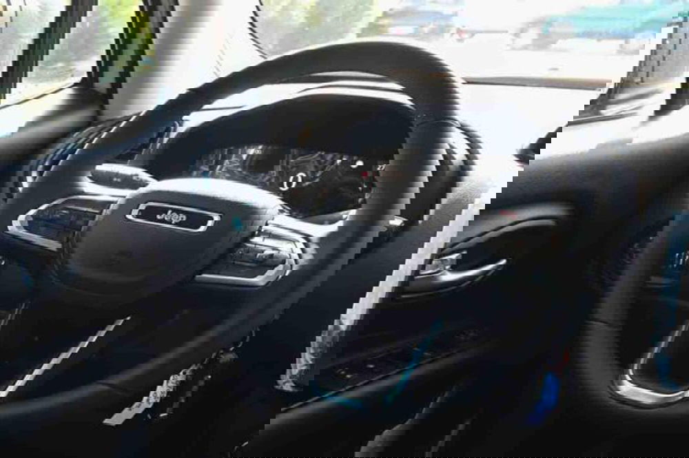 Jeep Renegade nuova a Torino (18)