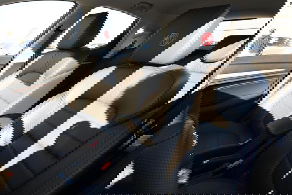 Mg ZS nuova a Torino (14)