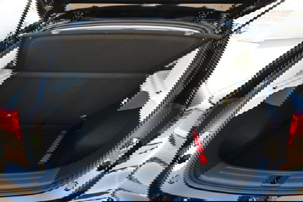 Mg ZS nuova a Torino (9)