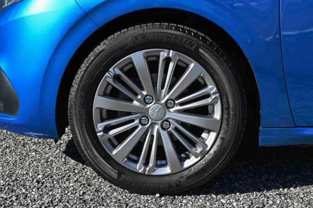 Peugeot 208 usata a Torino (10)