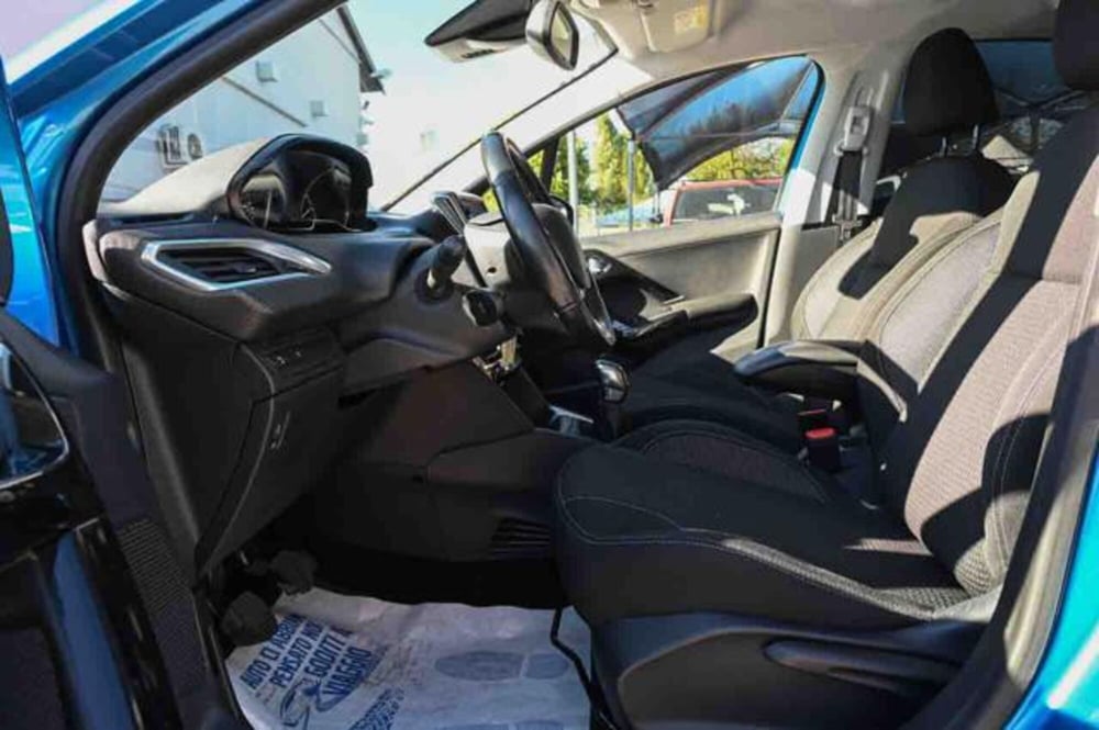 Peugeot 208 usata a Torino (13)