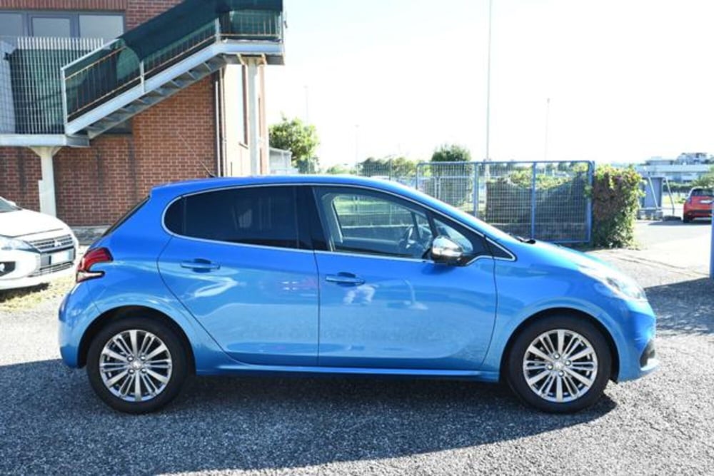 Peugeot 208 usata a Torino (4)