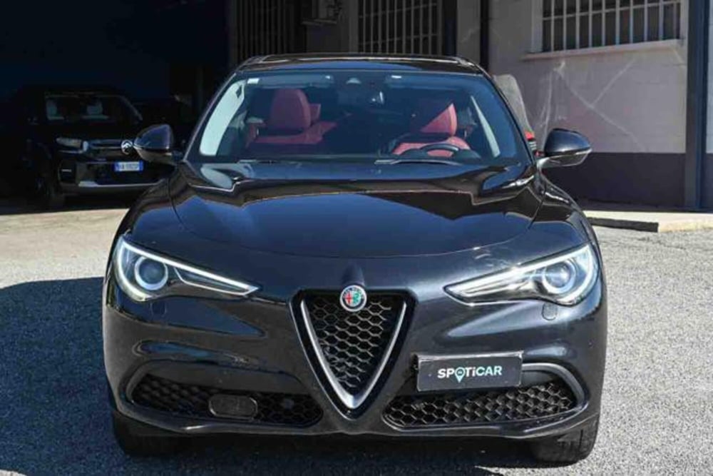 Alfa Romeo Stelvio usata a Torino (2)
