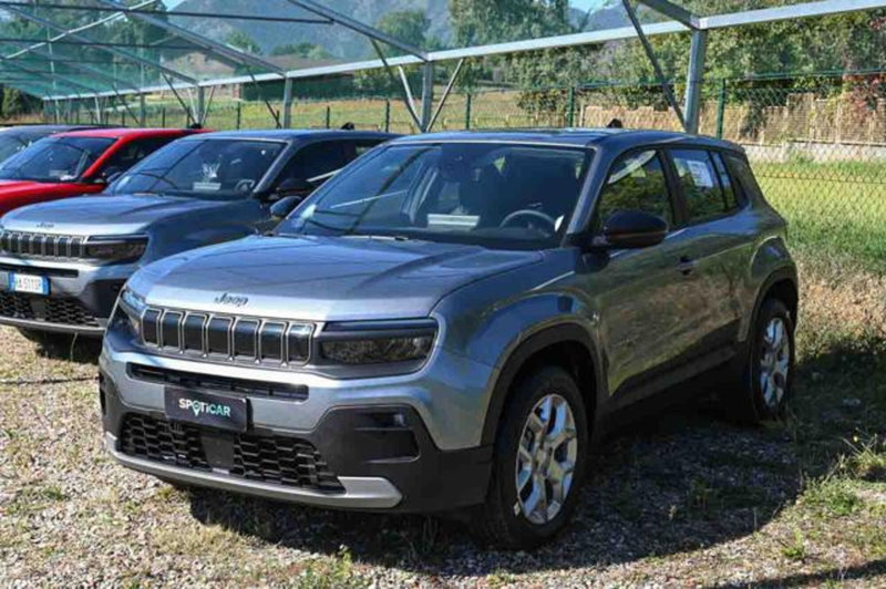 Jeep Avenger nuova a Torino