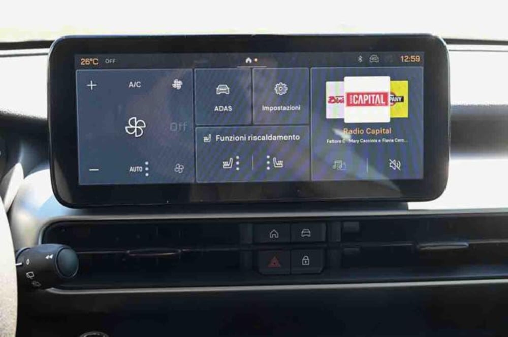 Jeep Avenger nuova a Torino (18)