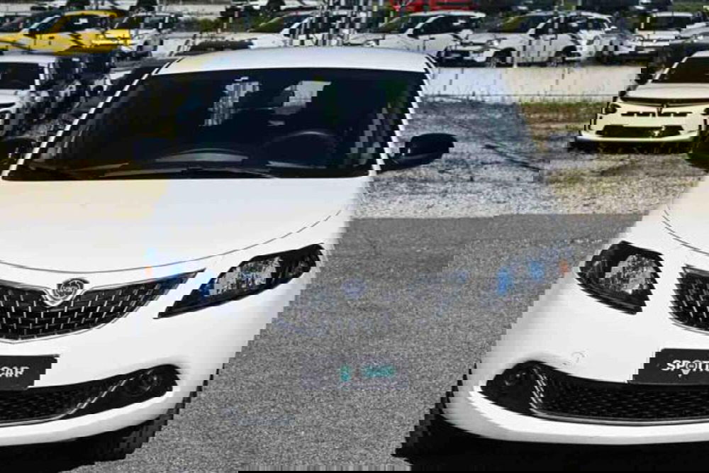 Lancia Ypsilon usata a Torino (2)