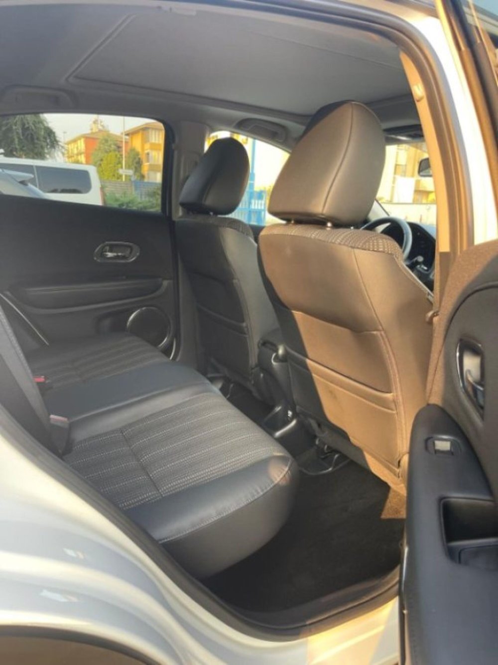 Honda HR-V usata a Novara (12)