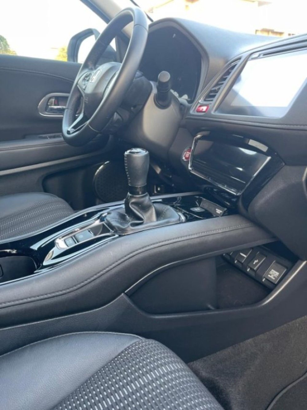 Honda HR-V usata a Novara (14)