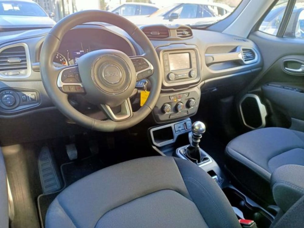 Jeep Renegade usata a Firenze (13)
