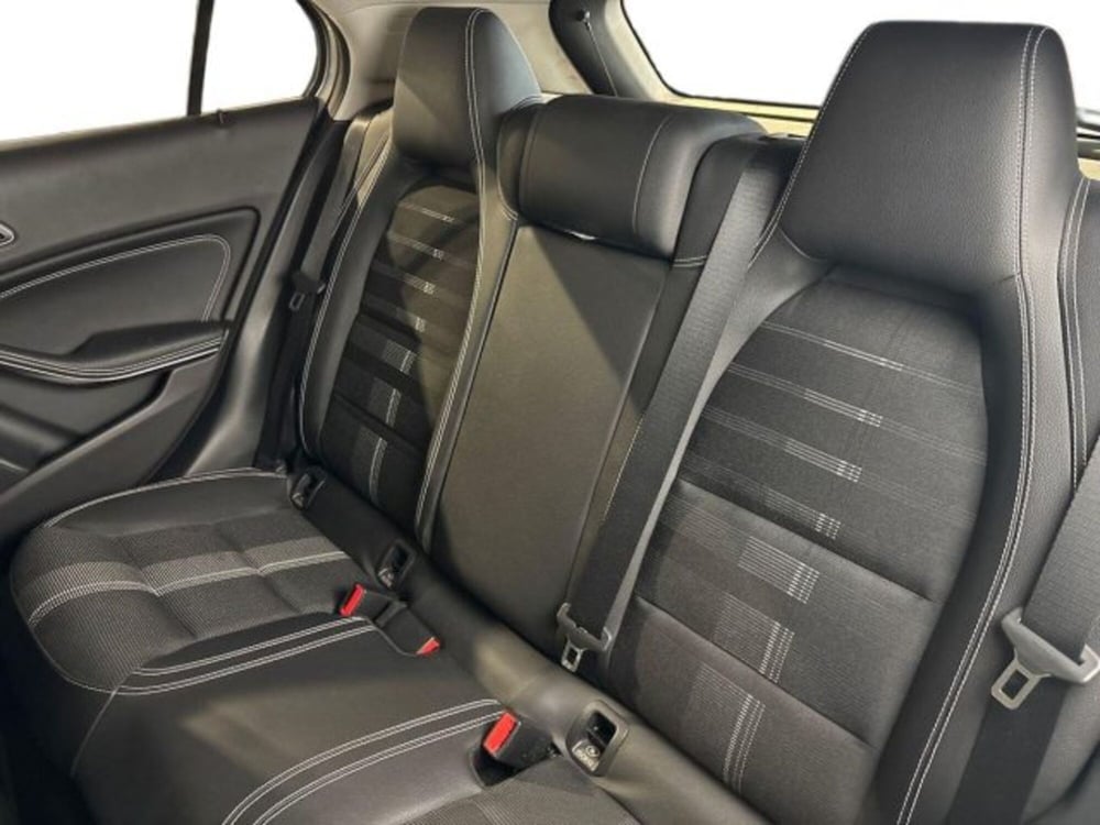 Mercedes-Benz GLA SUV usata a Bologna (16)