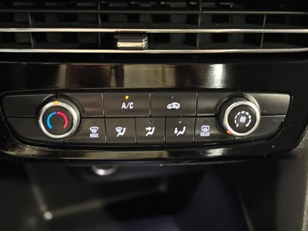Opel Mokka usata a Siena (12)
