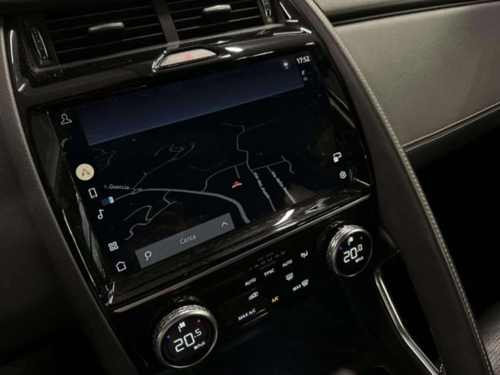 Jaguar E-Pace usata a Siena (13)
