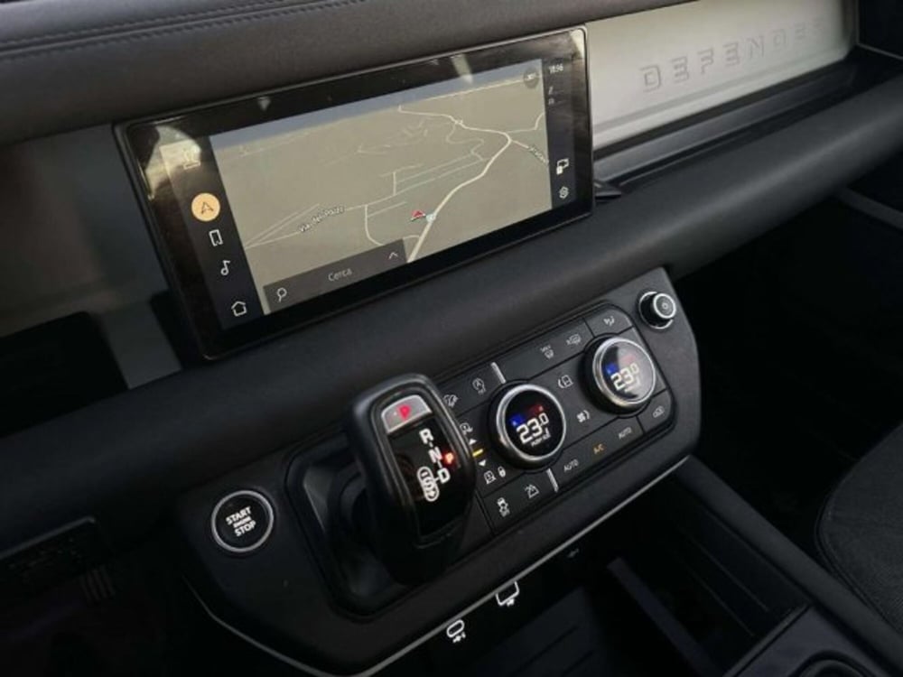 Land Rover Defender usata a Siena (12)