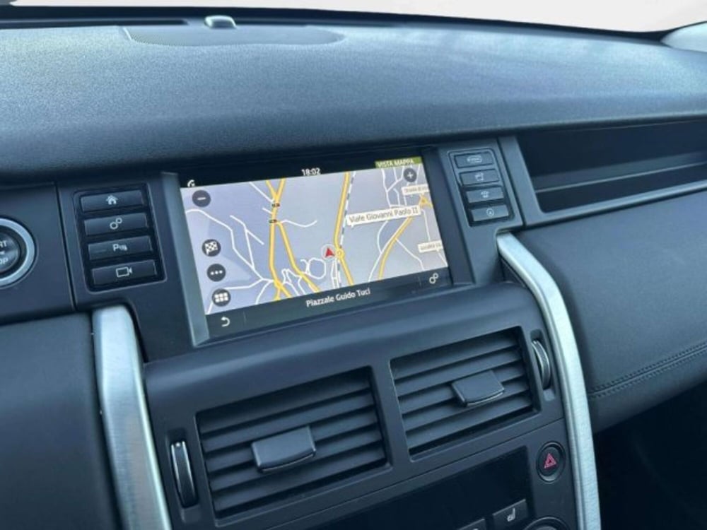 Land Rover Discovery Sport usata a Siena (13)