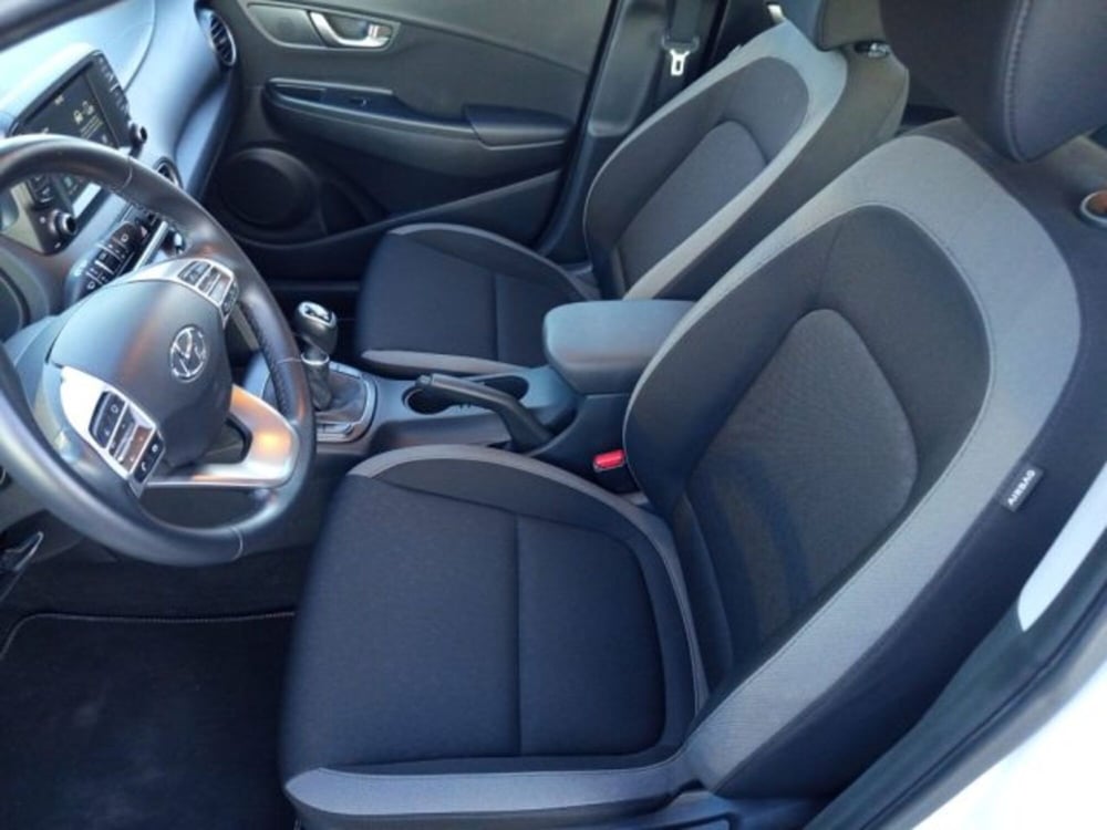 Hyundai Kona usata a Frosinone (17)