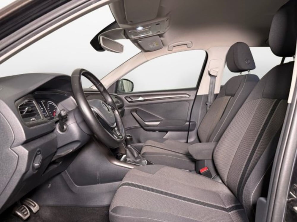 Volkswagen T-Roc usata a Modena (11)
