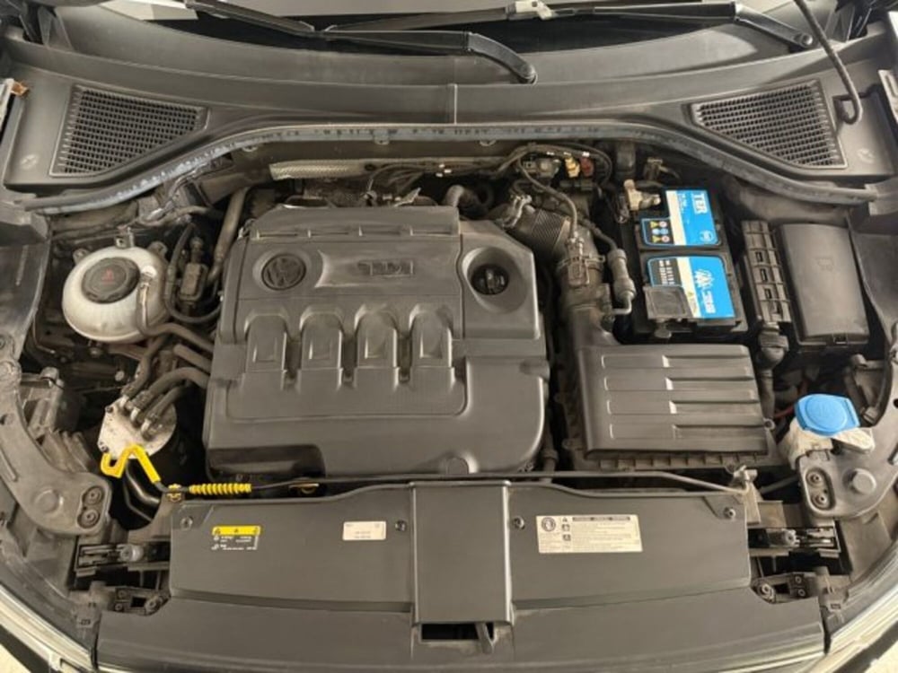 Volkswagen T-Roc usata a Modena (15)