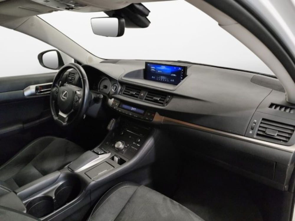 Lexus CT usata a Modena (10)