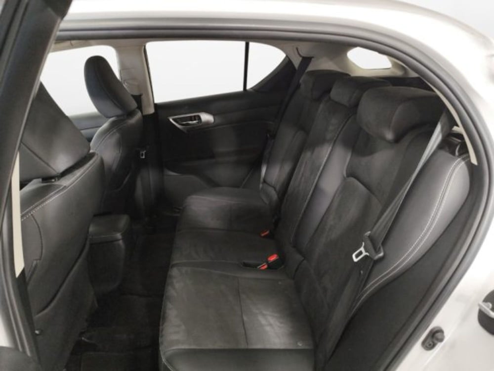 Lexus CT usata a Modena (12)