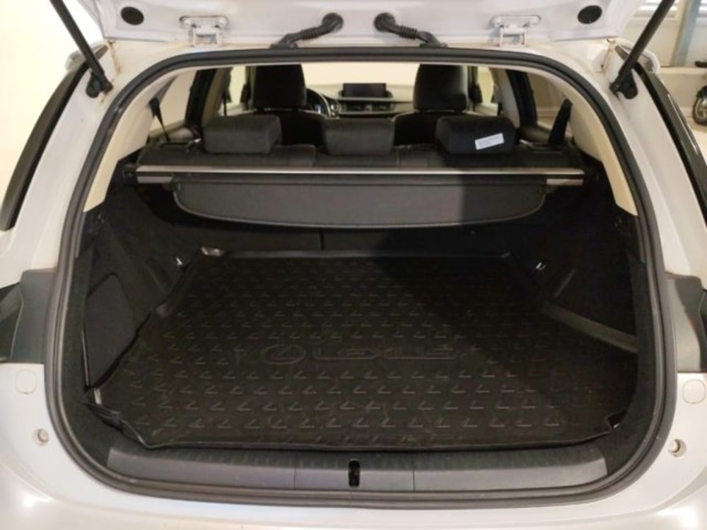 Lexus CT usata a Modena (13)