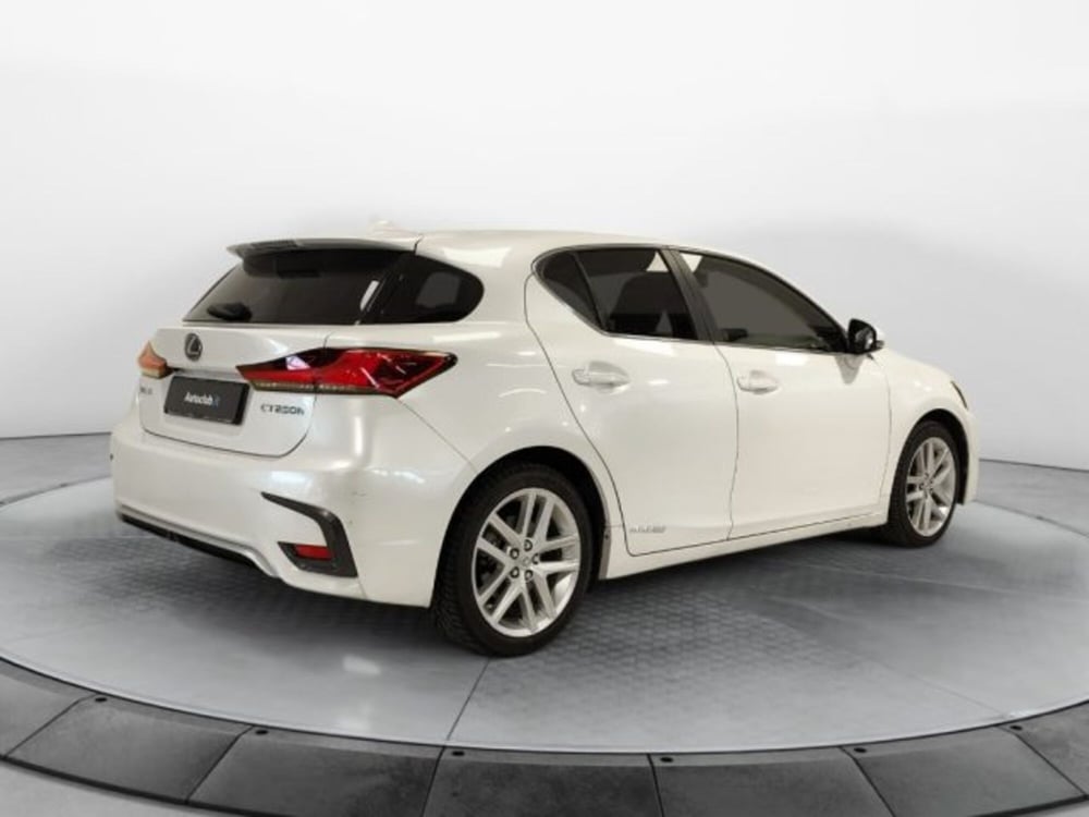 Lexus CT usata a Modena (2)