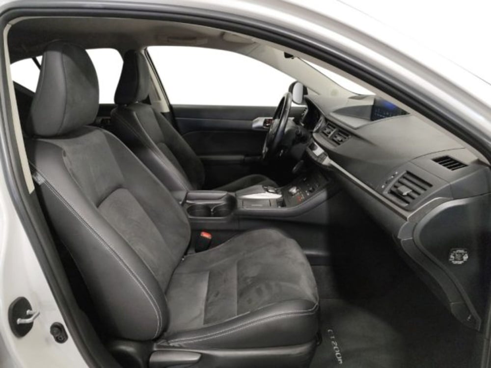 Lexus CT usata a Modena (20)